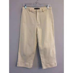 Company Ellen Tracy 10 Womens Cream Capris Stretch